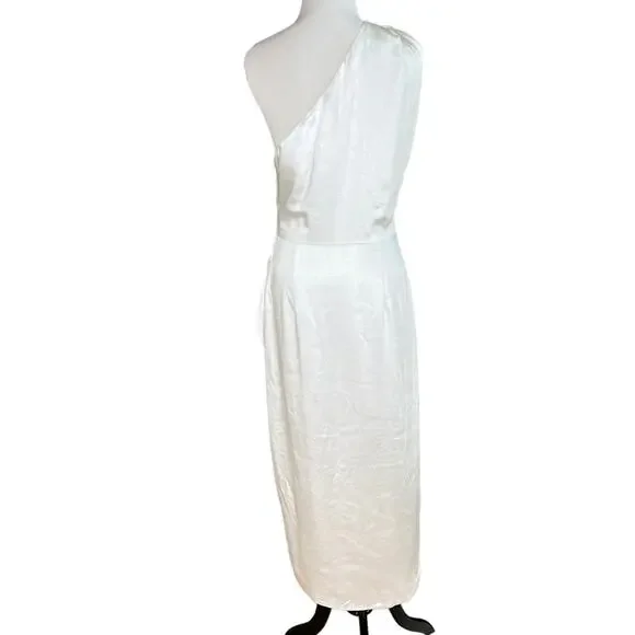 Elliatt Cassini Dress in Ivory NWT Size Large Revolve - Picture 7 of 9